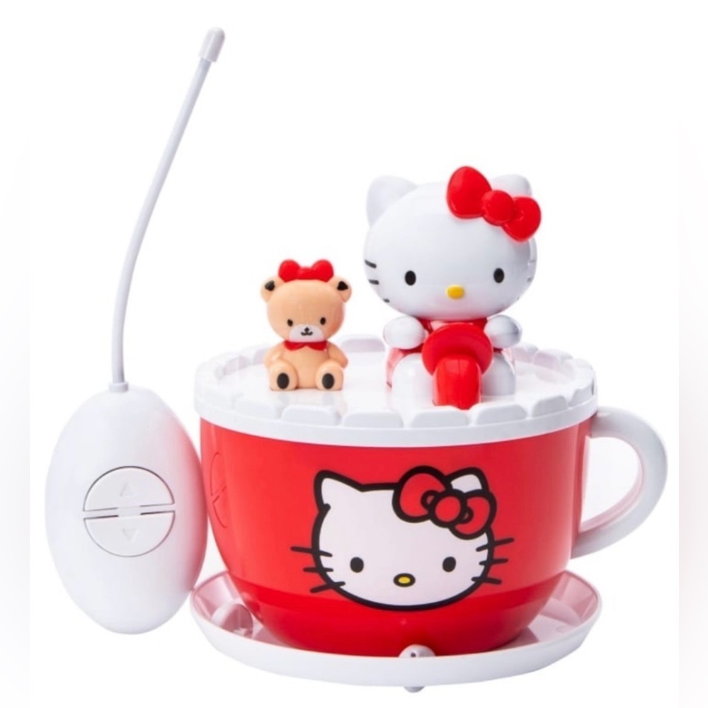 Hello Kitty Remote control Driving Figure NEW